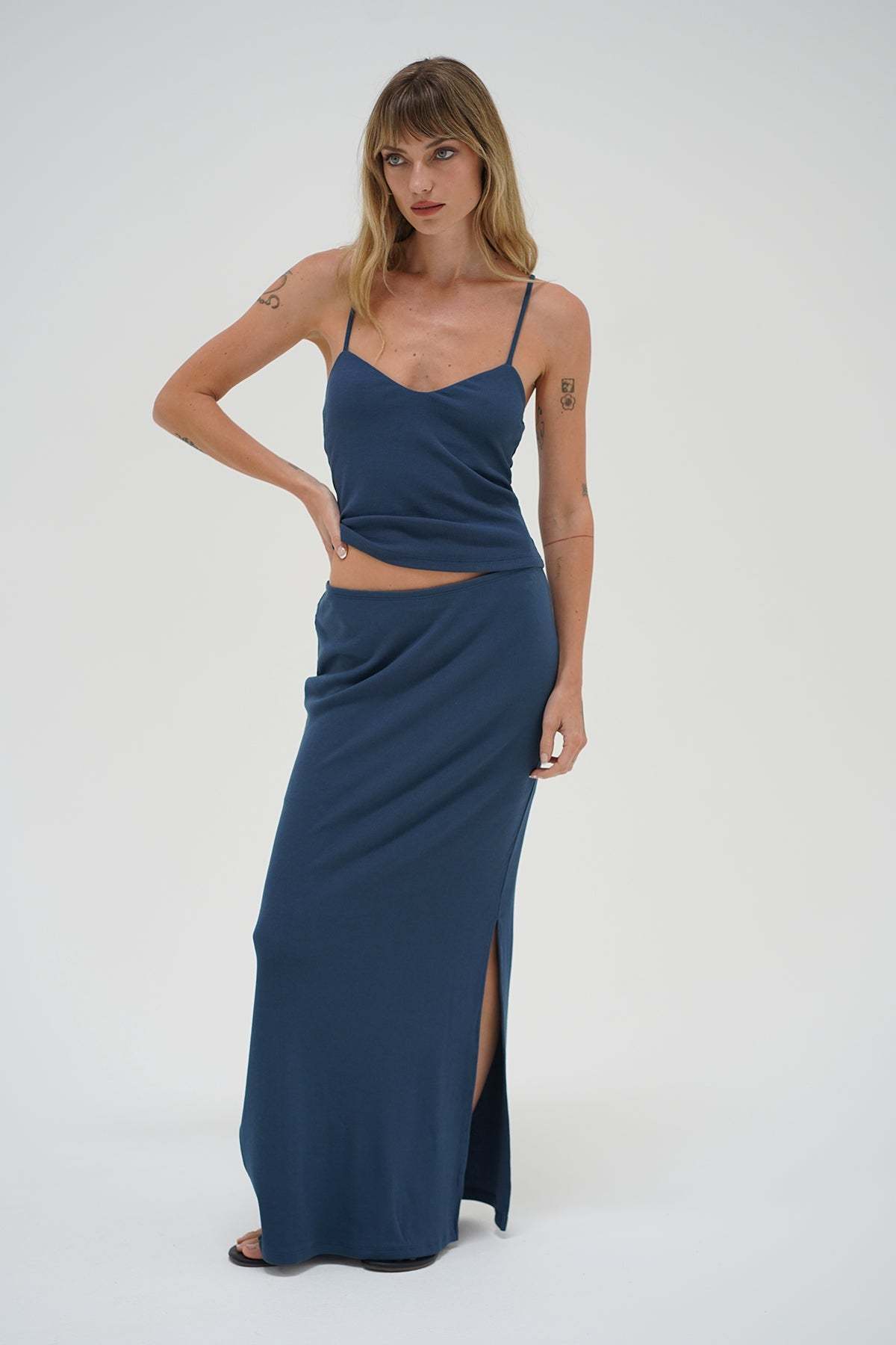 LNA Steph Ribbed Skirt in dark denim