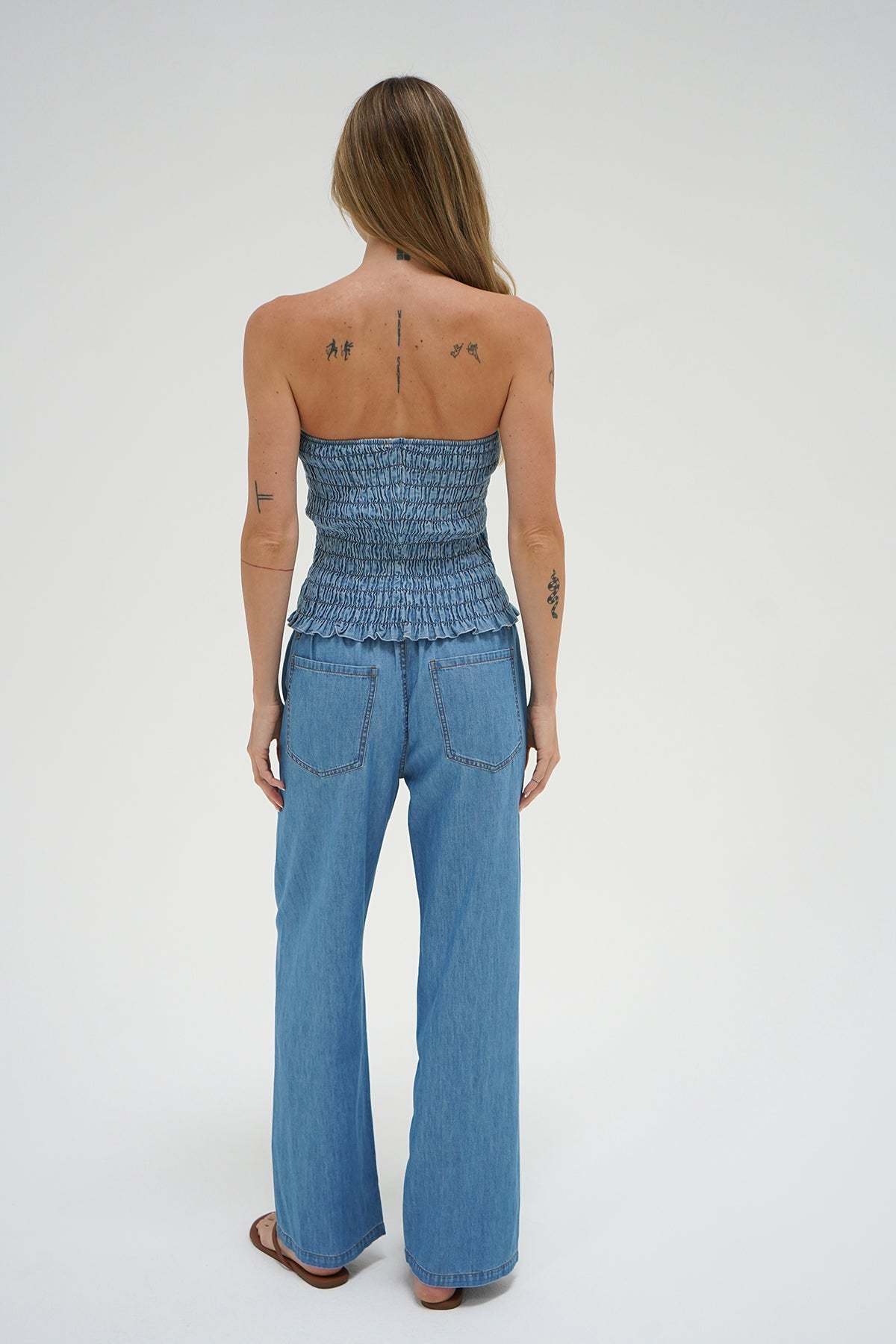 LNA Gia Tie Waist Pant in faded Blue