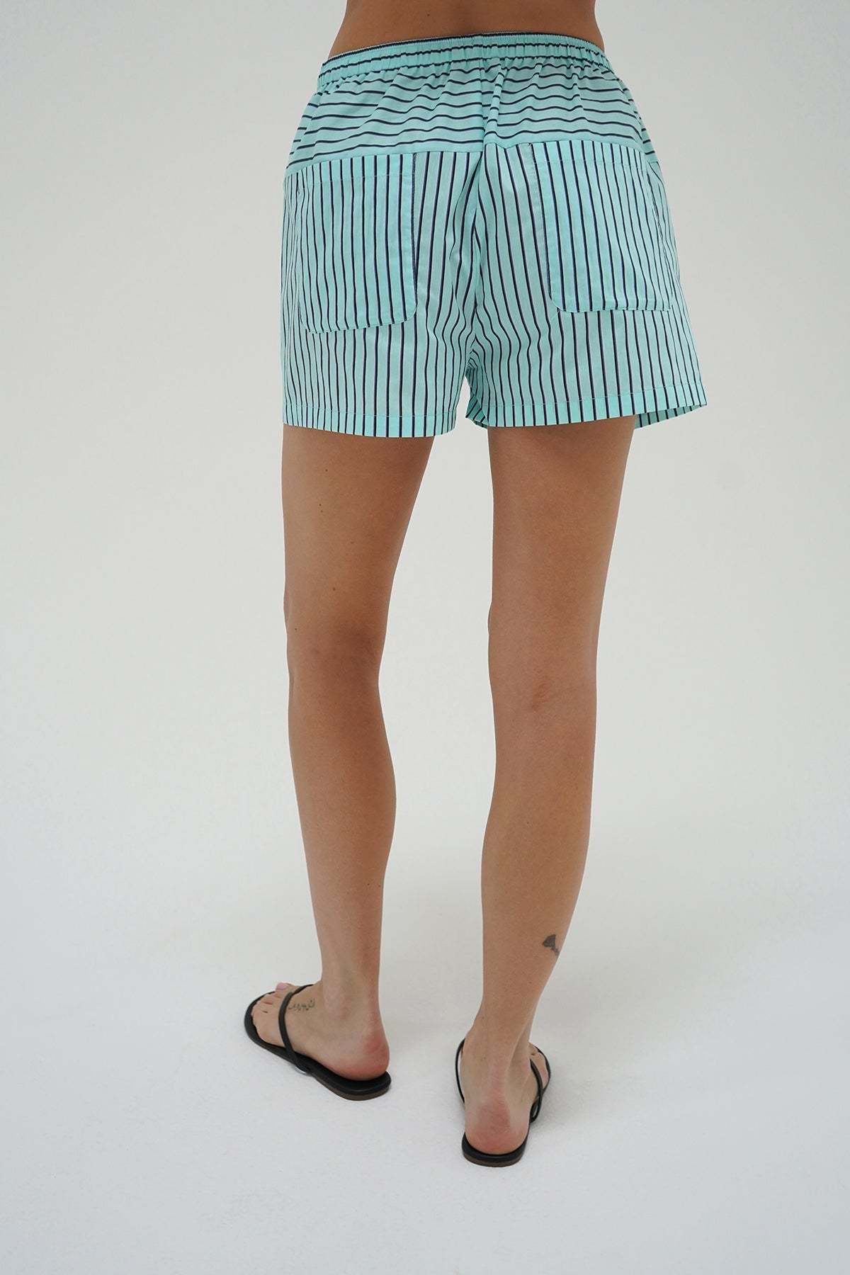 LNA Hanalei short in teal with navy stripe