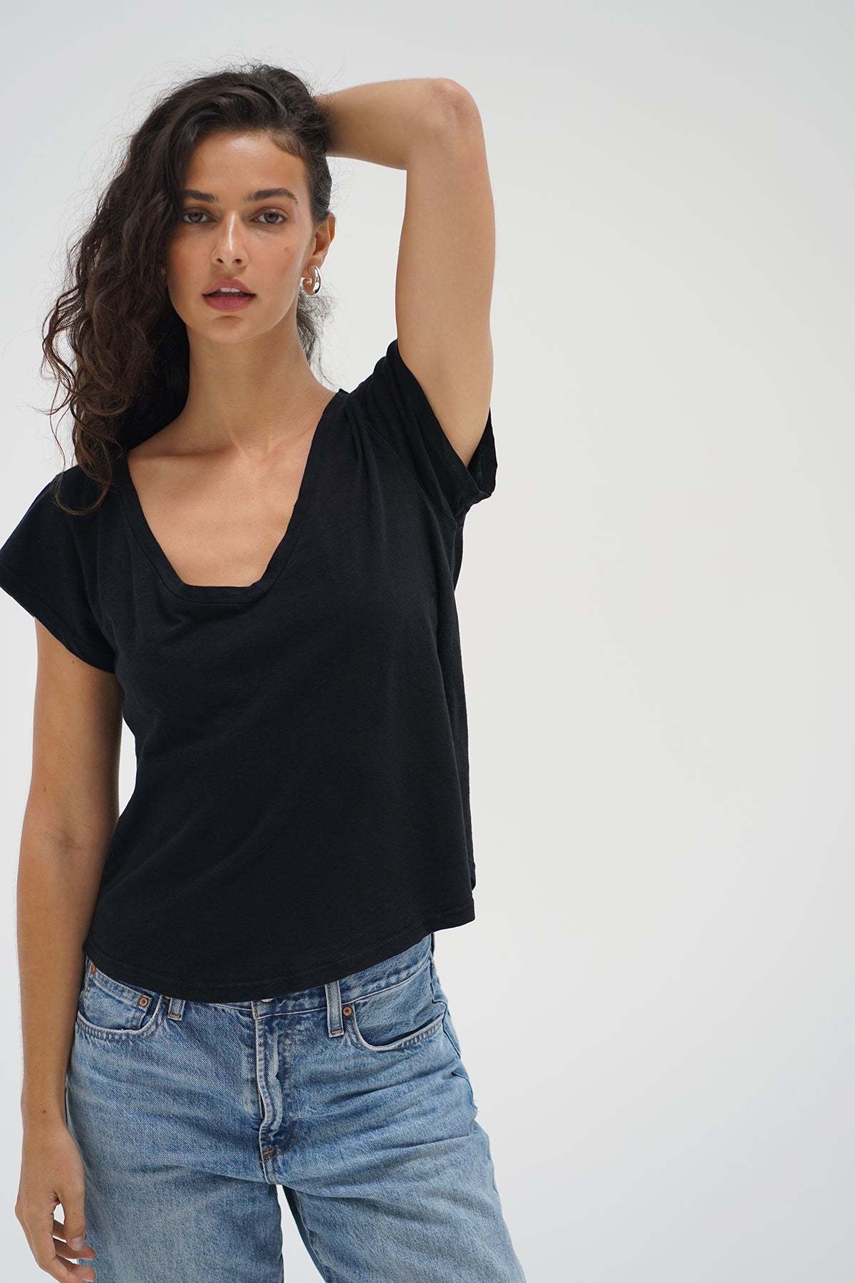 Kaden Cotton V Neck - Black