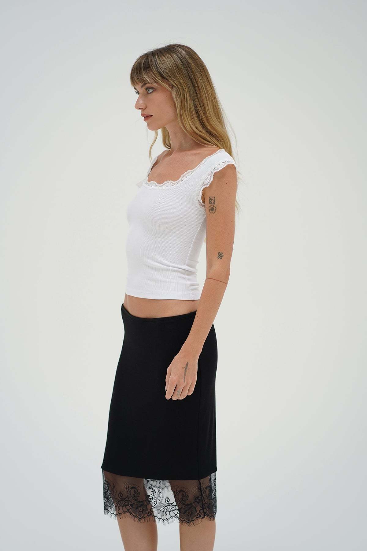 LNA Ryder lace trim skirt in black