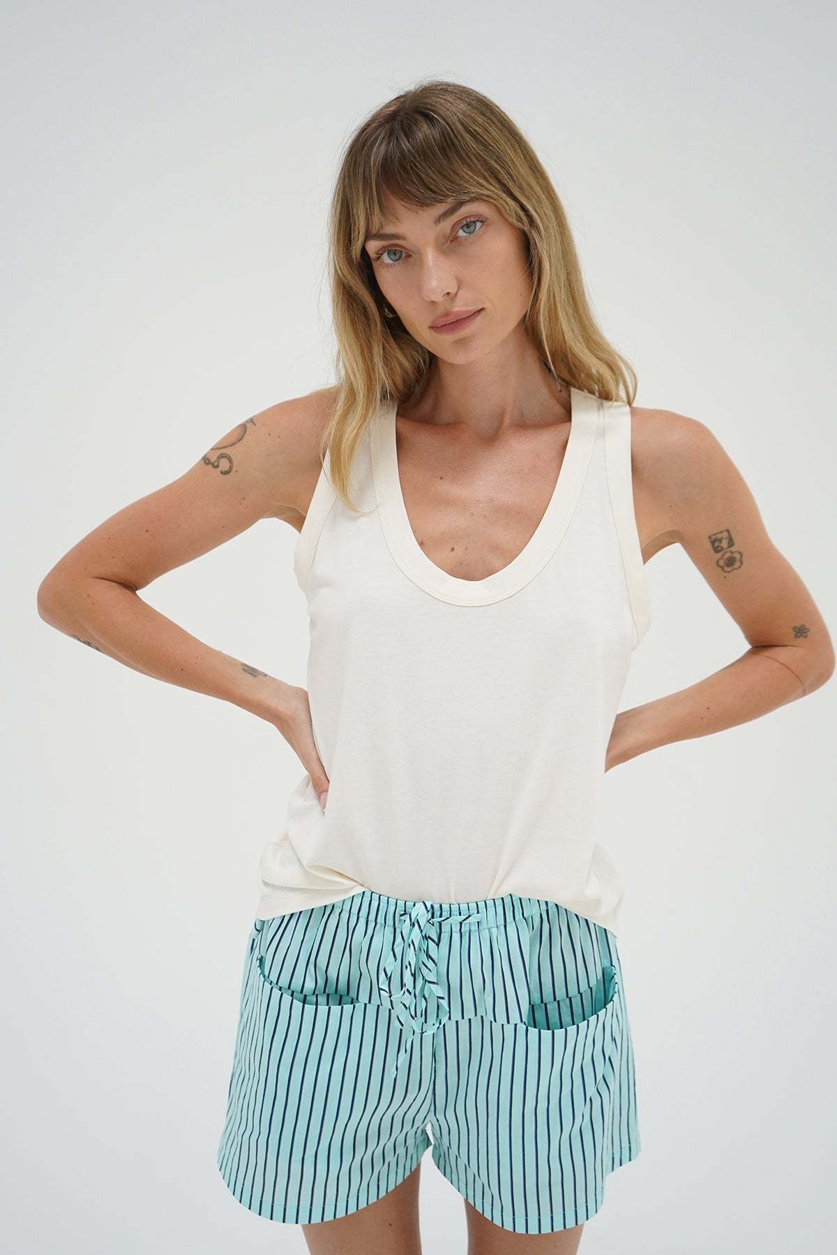 LNA Hanalei short in teal with navy stripe