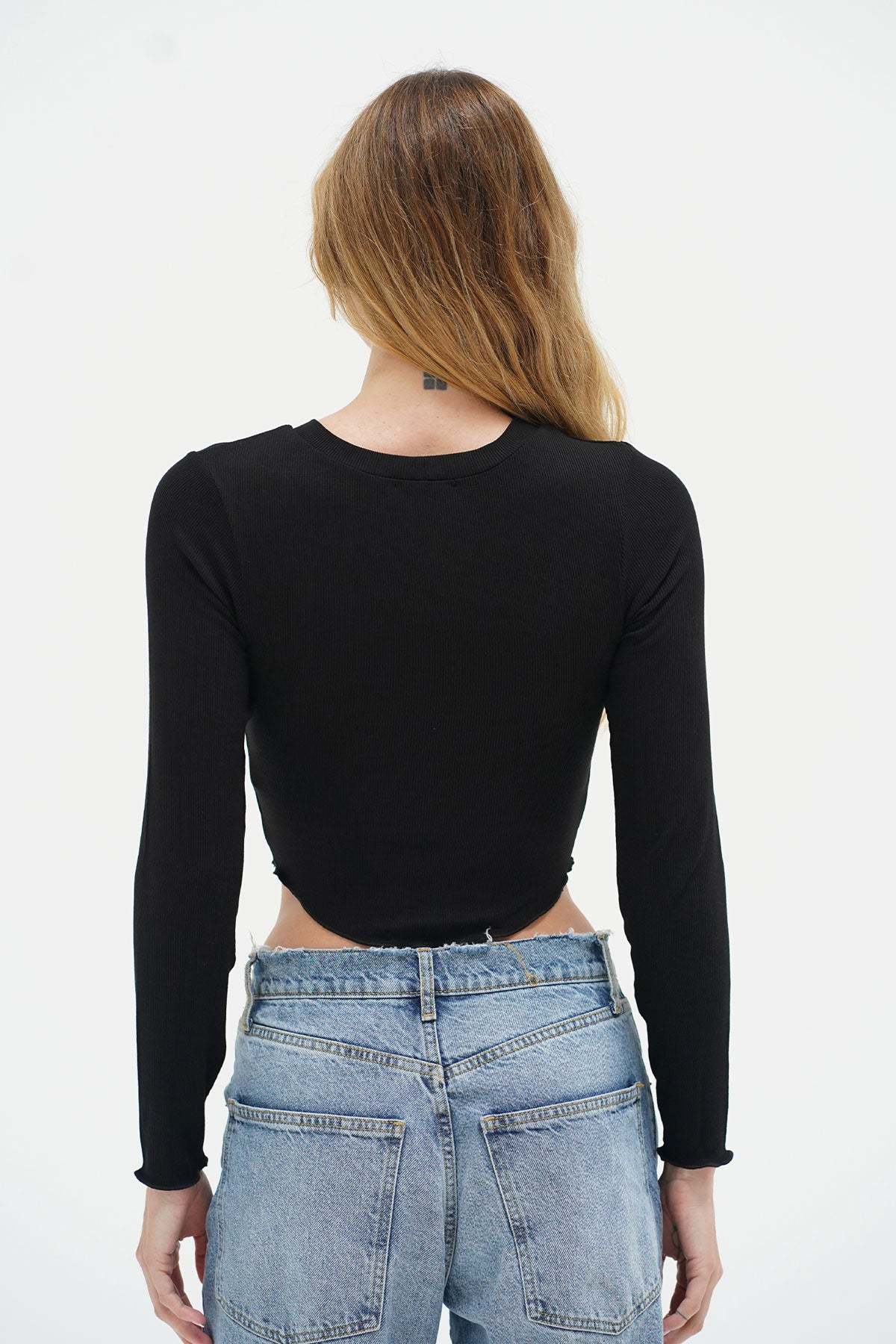 LNA Arya Cropped Long Sleeve in Black