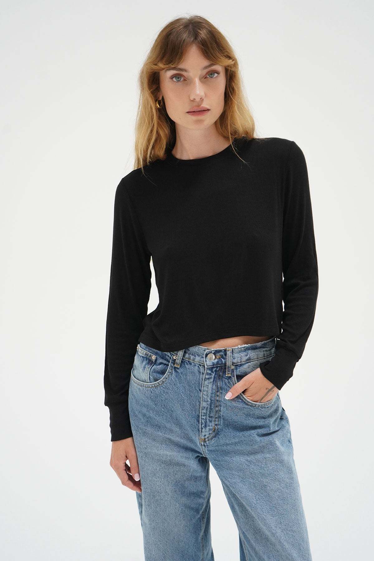 LNA Long Sleeve Ribbed Crew in Black