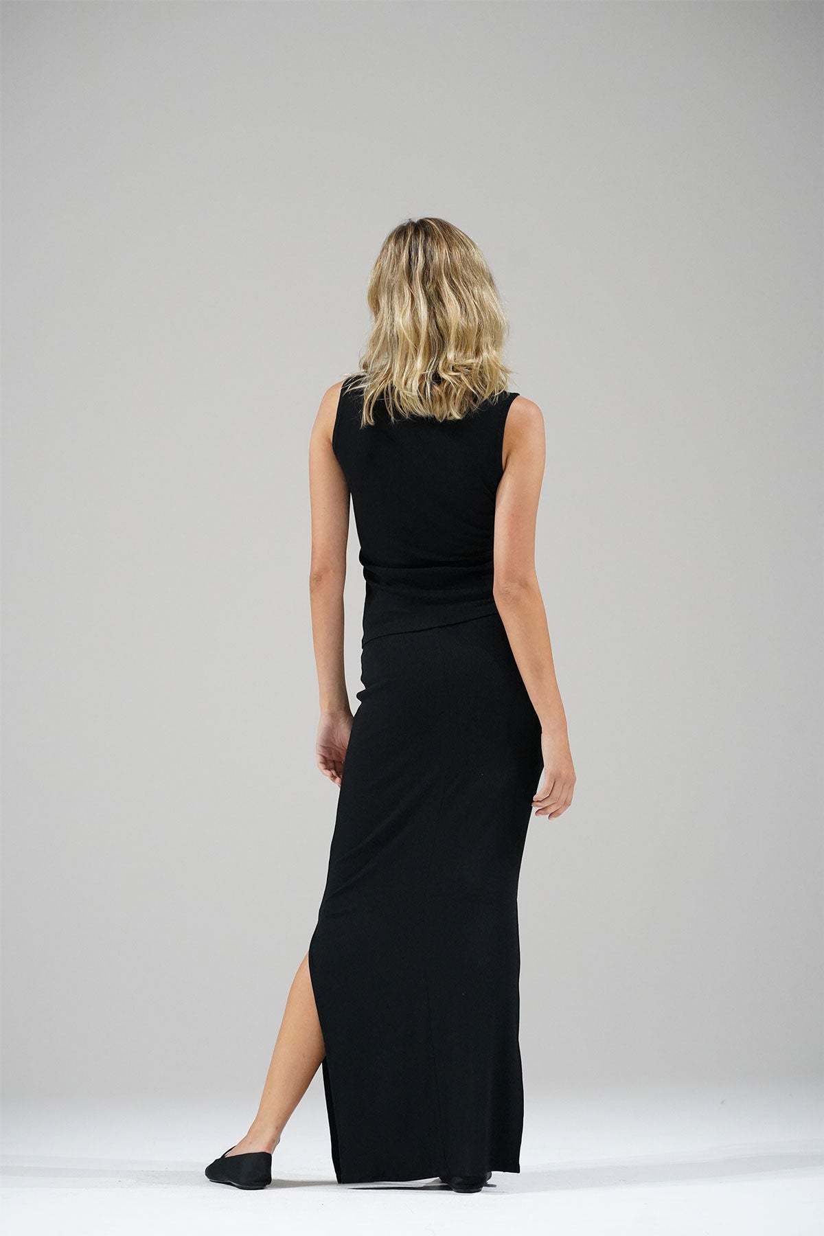 LNA Steph Ribbed Skirt in Black